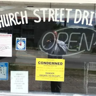 I hope someone has the energy to bring'er back to life, but it looks unlikely