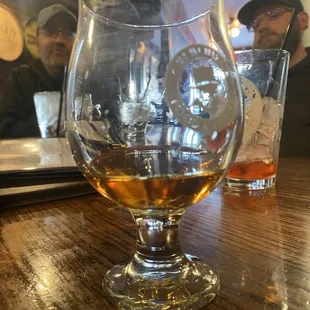 Bourbon pour