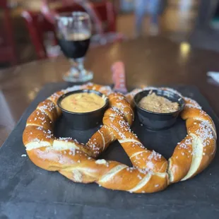 The Giant Pretzel