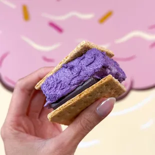 Ube s'mores