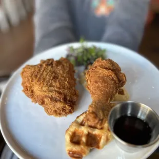 Fried chicken &amp; waffle