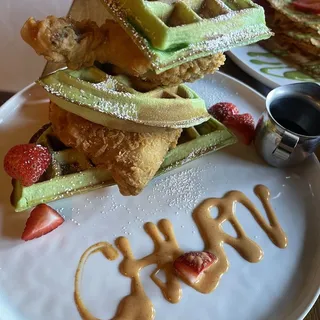 Fried chicken & Pandan waffle