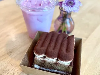 Soro Soro Coffee & Dessert