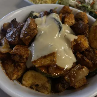 Spicy garlic chicken bowl