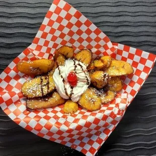 Platanos Fritos/ Fried plantains
