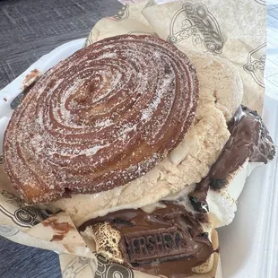 Smore churro sandwich