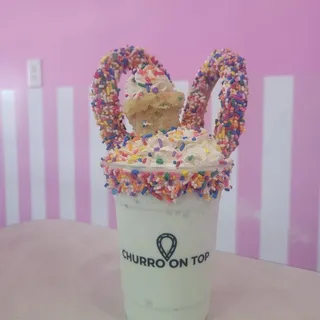 BIRTHDAY CAKE MILKSHAKE