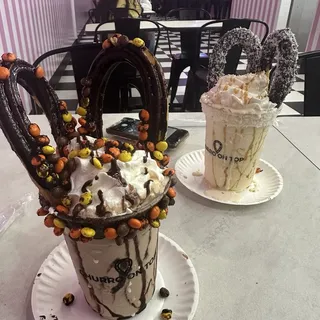 COCONUT CREAM MILKSHAKE