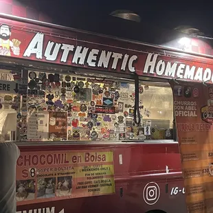 a food truck at night