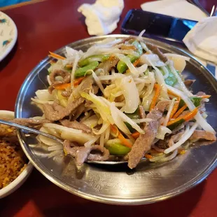 Beef chop suey with fried rice