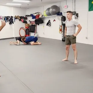 No Gi Jiiu Jitsu with 3rd Degree Black Belt Professor Claudio Mattos!