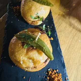 Mumbai Vada Pav