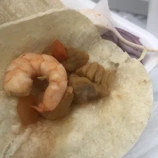 Cahuamanta with camarón (shrimp) DIY taco
