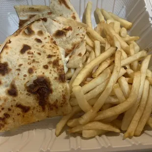 Kid&apos;s quesadilla with fries