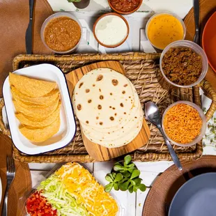 Taco Meal Kit To Go - Your choice of flour tortillas or crispy taco shells with all the fresh taco fixin&apos;s.