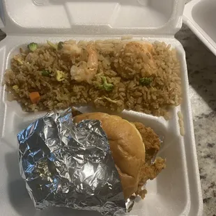 Chicken sandwich southern (no heat) with shrimp fried rice