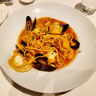 LINGUINI DI MARE Large size I did start on the dish before I took the pic