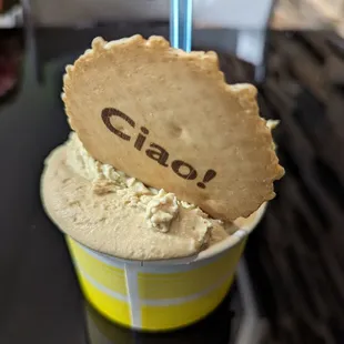 Medium - 2 flavors with cookie