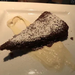 Flourless Almond Cake