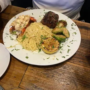 Yummy. Lobster and steak !!