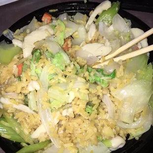 Supposedly their "chicken chow mein". Not a noodle in the bowl.