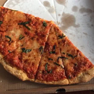 Not Authentic Margherita Pizza (greasy/soggy)