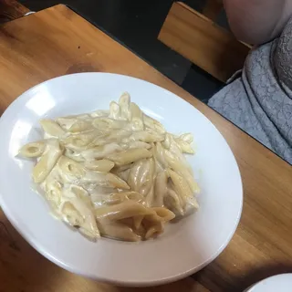 Kids Penne with Alfredo Sauce