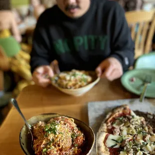Funghi e Salsiccia pizza and Southern-Homestyle Spaghetti &amp; Meatballs