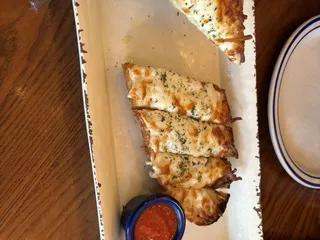 Eno’s Pizza Tavern