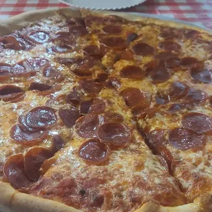 Delicious pizza with cupped pepperoni!!! Perfection!