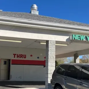 drive thru pick up