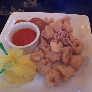 Calamari and Zucchini Fritti