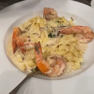 Fettuccine Alfredo Con Pollo