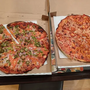 Spicy Vegetarian and Cheese Pizza