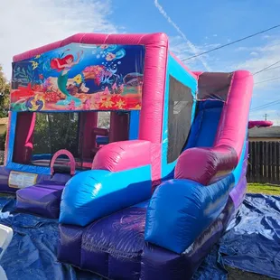Dream module c7combo activities jumper Measurements 22x22 feet long 
Little mermaid