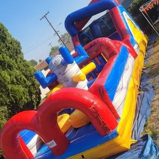 Wipeout 40 feet obstacle course Jumper