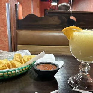 Great house margaritas...and free chips.