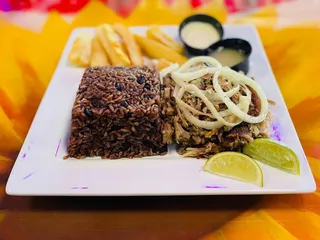 Morenas Latin Bar & Grill