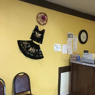 Very nice authentic place to eat food is great and descent prices. Recommend this place to everyone.