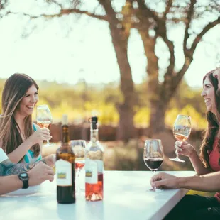 Cielo Estate Winery, closest Foothill winery and wedding destination to the Sacramento region.  Shingle Springs, CA