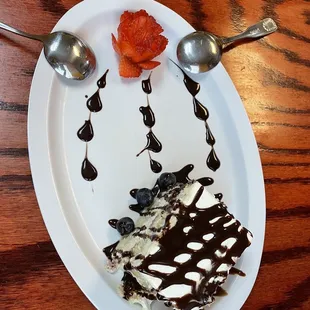 tres leches, SO GOOOD you must get this!