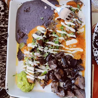 VEGAN CHILAQUILES