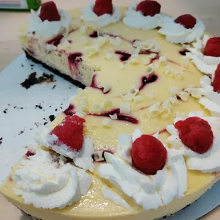 Just two hours after delivery, 1/4 of it all gone and enjoyed. This won't last days because it is super delicious.