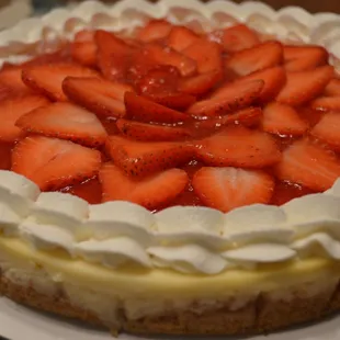 9" Fresh Strawberry Cheesecake
