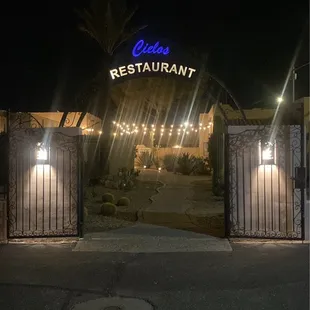 Entrance in the evening!!