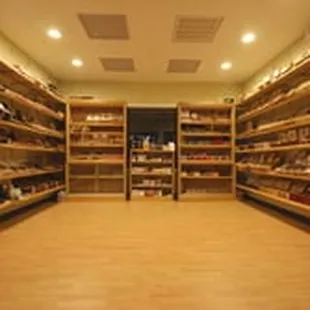 Large Walk In Humidor