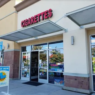 Don&apos;t go to this smoke shop they rip ppl off !