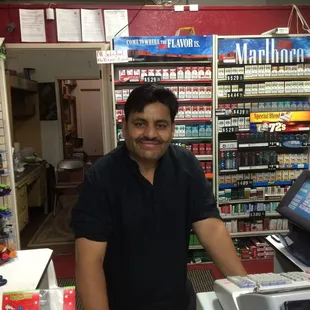 Abid is really awesome very cool to work with they have great prices here!! His wife is also wonderful!!