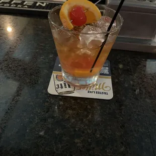 Old Fashioned, 70s style (as the bartender described it)