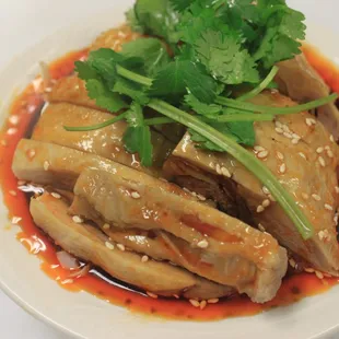 A2.Steamed Chicken w. chili sauce